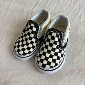VANS Toddler Classic Slip-On Checkerboard Shoe - sz 4.0
